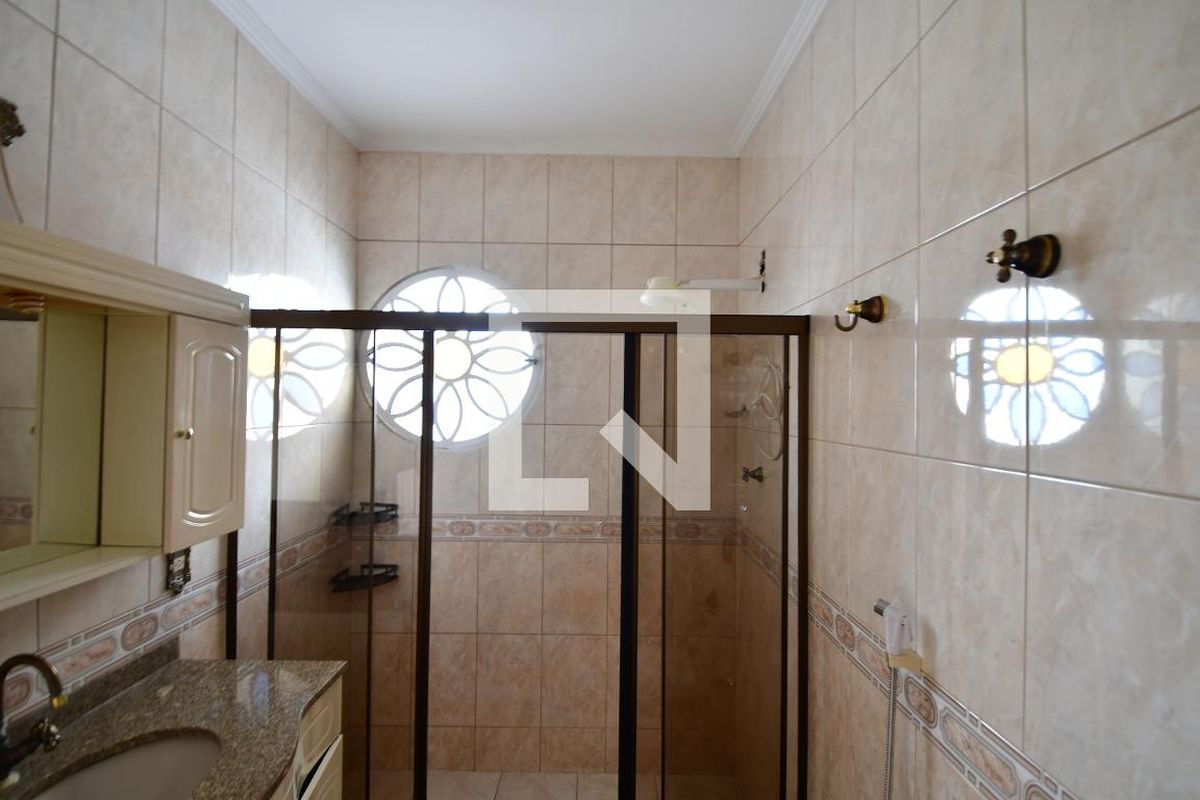Casa à Venda - Guanabara, 4 Quartos,  335 m2 em , Campinas - sp | SoloBR