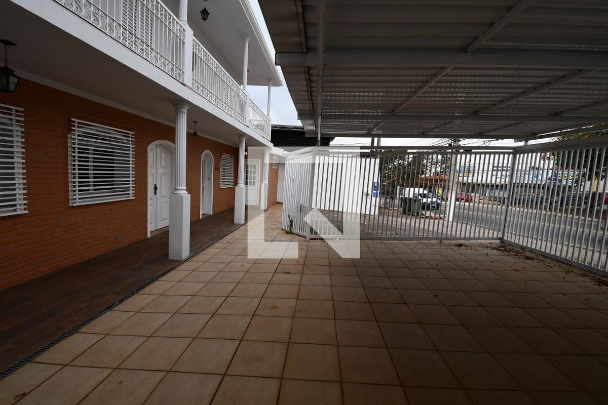 Casa à Venda - Guanabara, 4 Quartos,  335 m2 em , Campinas - sp | SoloBR