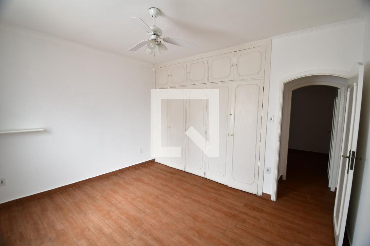 Casa à Venda - Guanabara, 4 Quartos,  335 m2 em , Campinas - sp | SoloBR