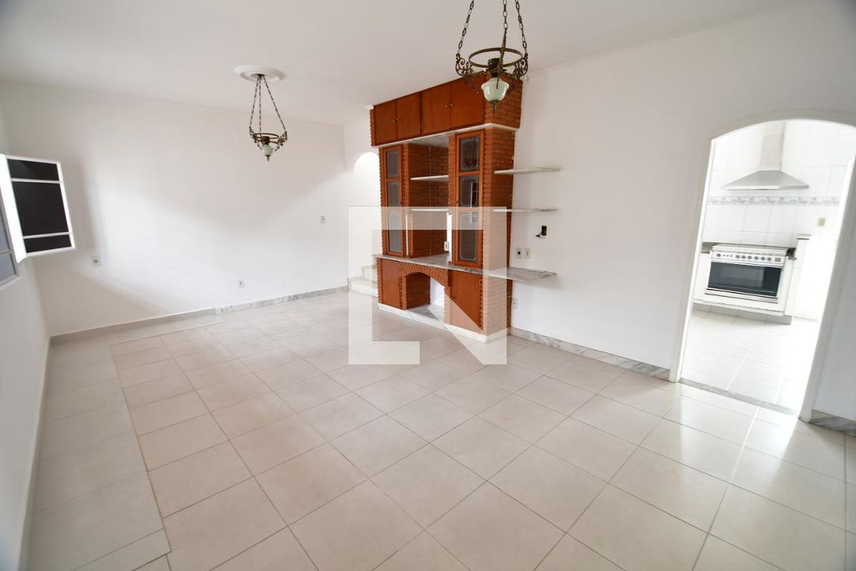 Casa à Venda - Guanabara, 4 Quartos,  335 m2 em , Campinas - sp | SoloBR