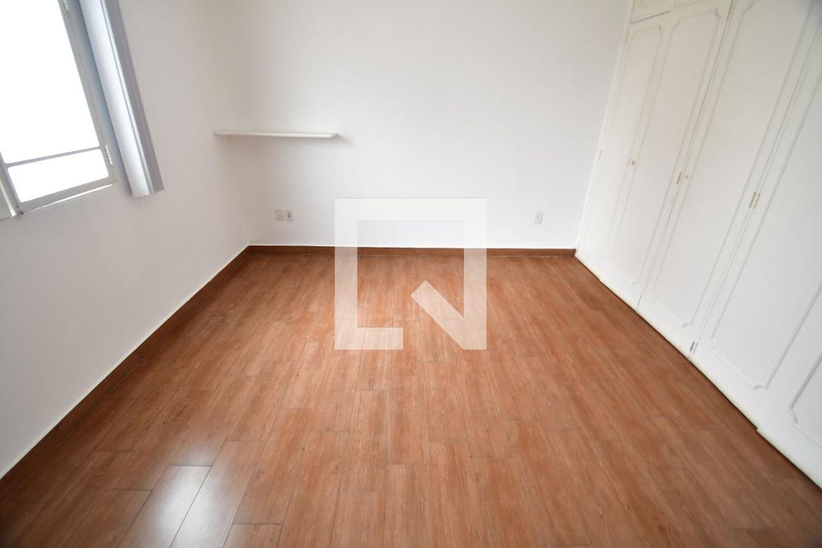 Casa à Venda - Guanabara, 4 Quartos,  335 m2 em , Campinas - sp | SoloBR