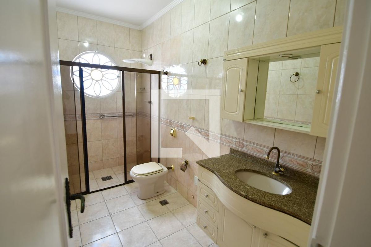 Casa à Venda - Guanabara, 4 Quartos,  335 m2 em , Campinas - sp | SoloBR