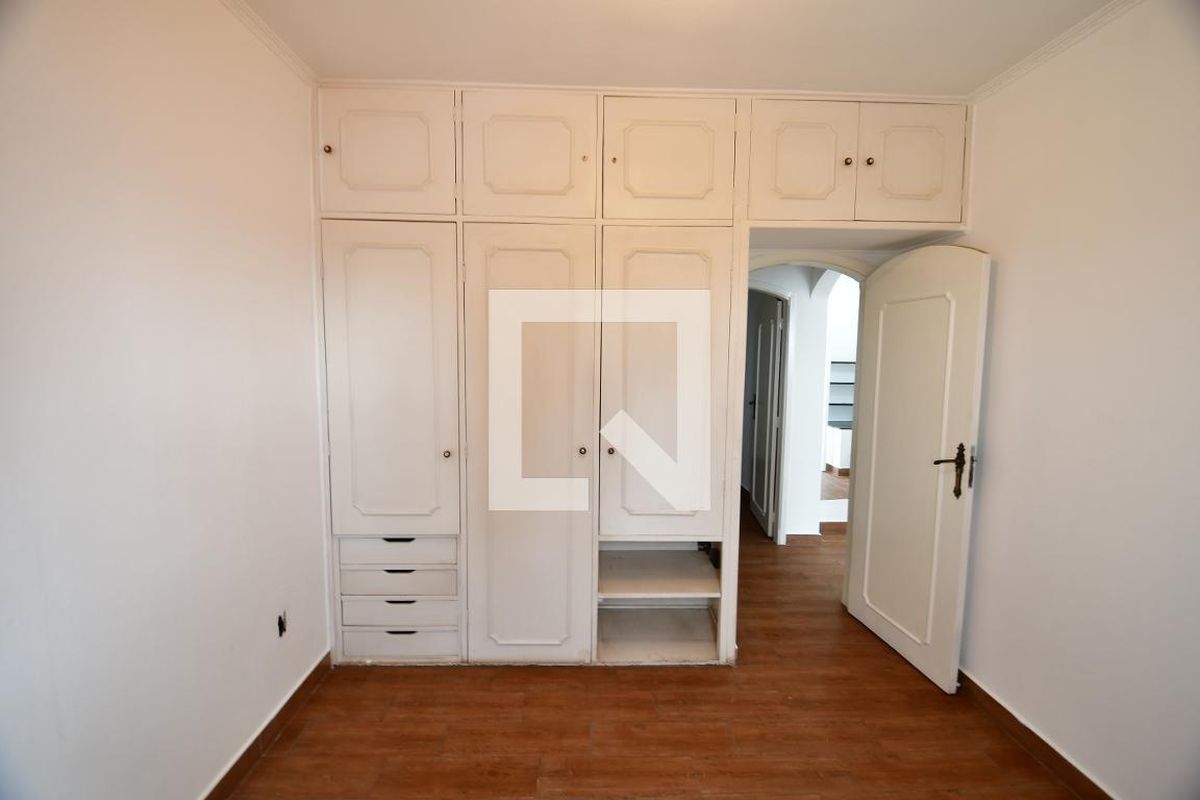 Casa à Venda - Guanabara, 4 Quartos,  335 m2 em , Campinas - sp | SoloBR