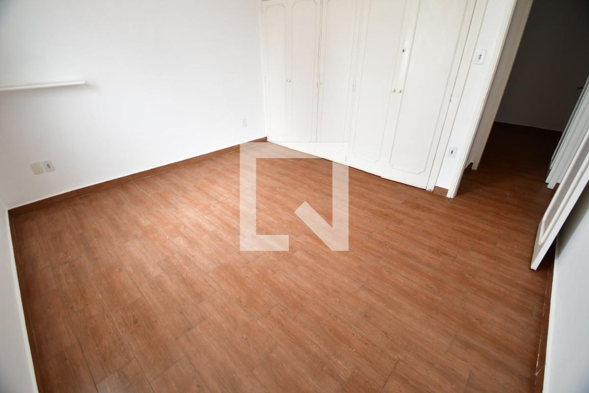 Casa à Venda - Guanabara, 4 Quartos,  335 m2 em , Campinas - sp | SoloBR
