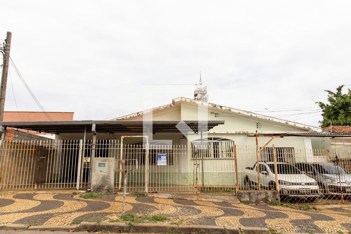 Casa à Venda - Jardim Chapadão, 3 Quartos,  249 m2 em , Campinas - sp | SoloBR