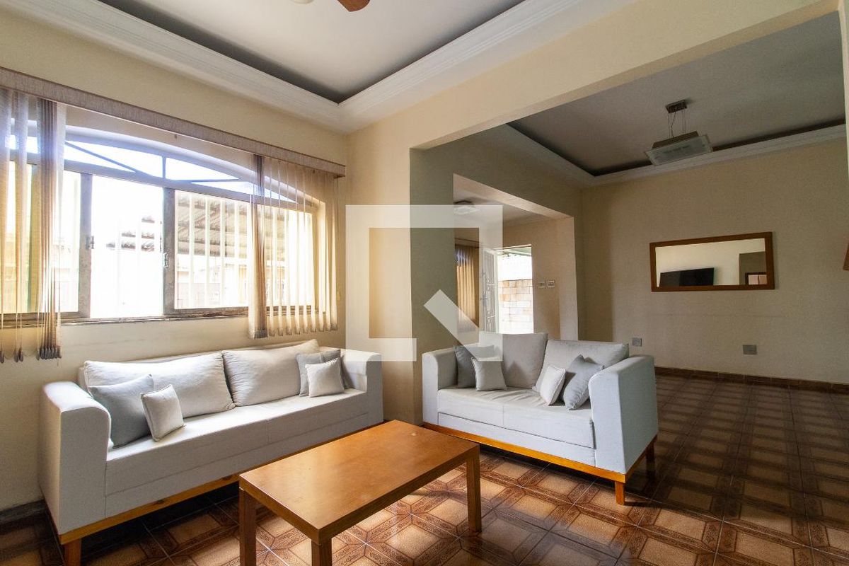 Casa à Venda - Jardim Chapadão, 3 Quartos,  249 m2 em , Campinas - sp | SoloBR