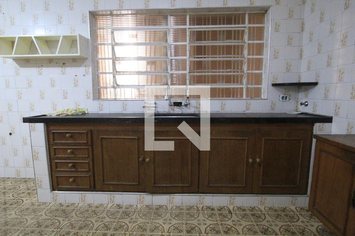 Casa, 4 quartos, 192 m² - Foto 35