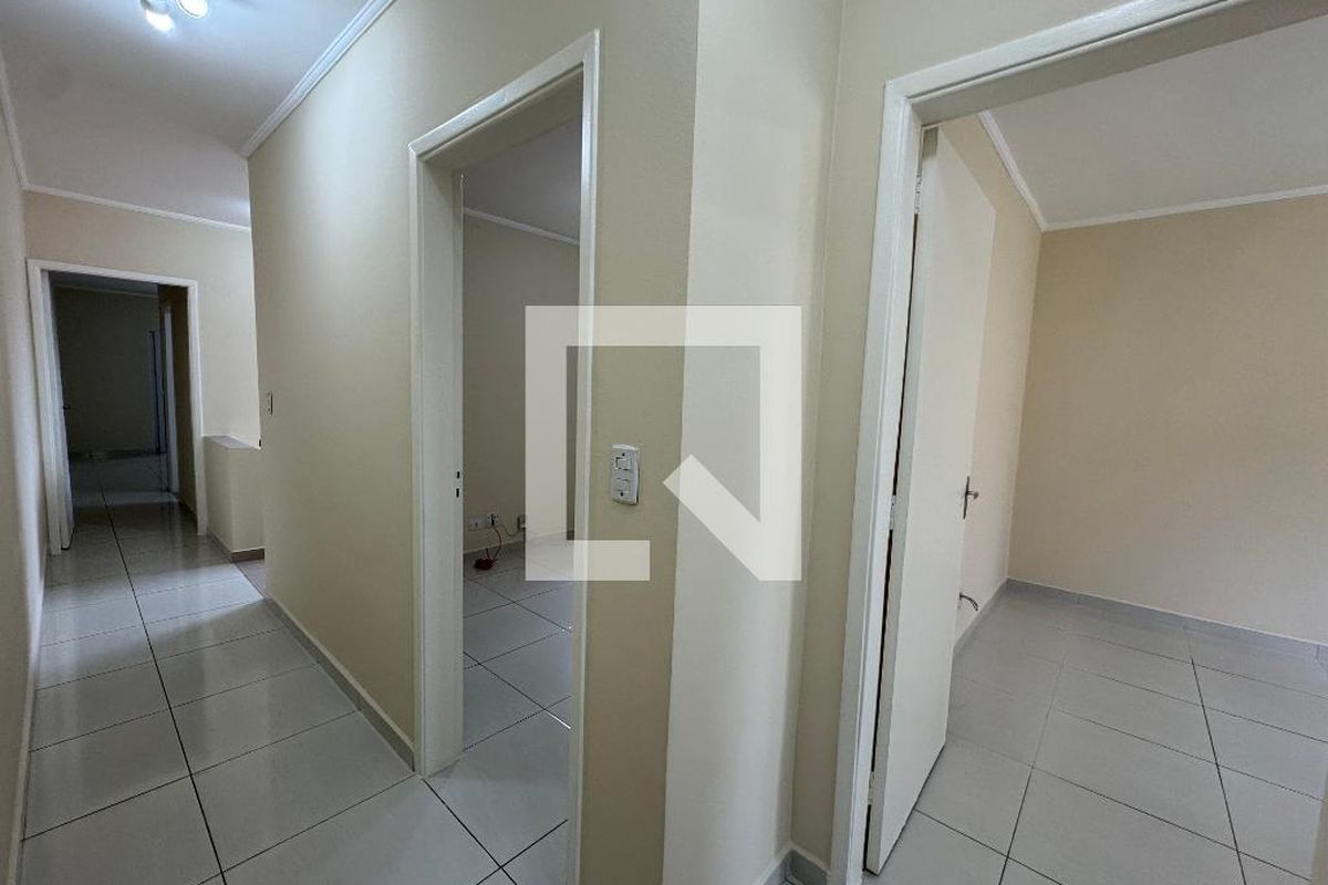 Casa, 3 quartos, 214 m² - Foto 8