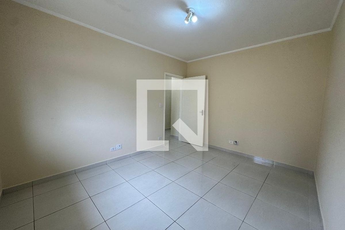 Casa, 3 quartos, 214 m² - Foto 1