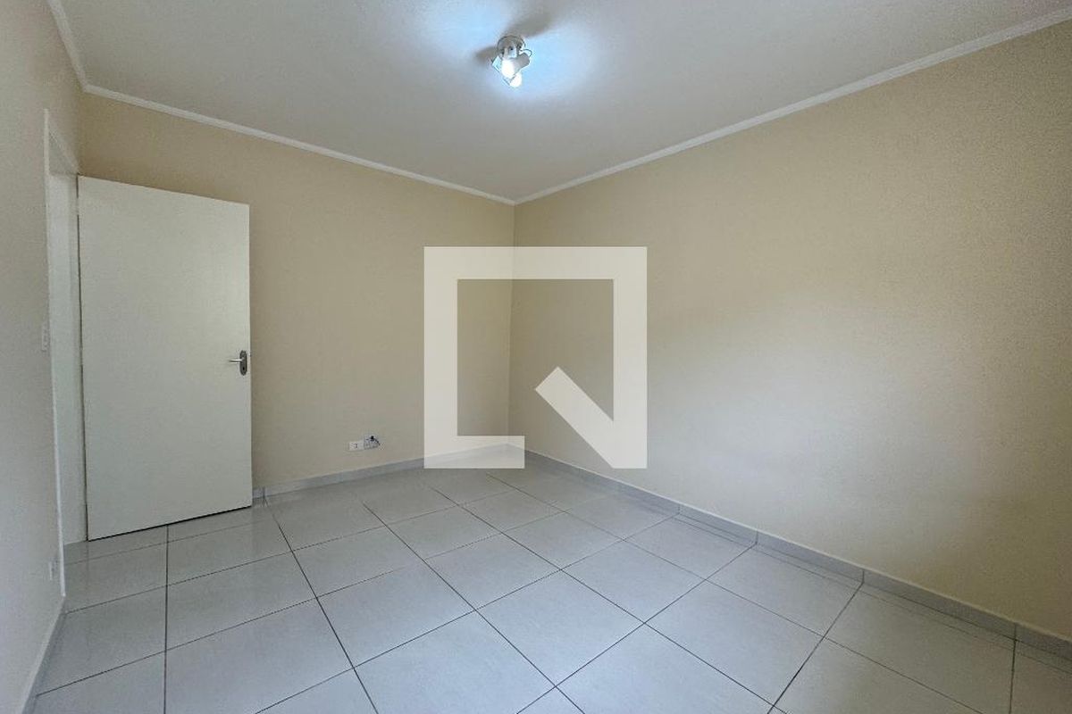 Casa, 3 quartos, 214 m² - Foto 2