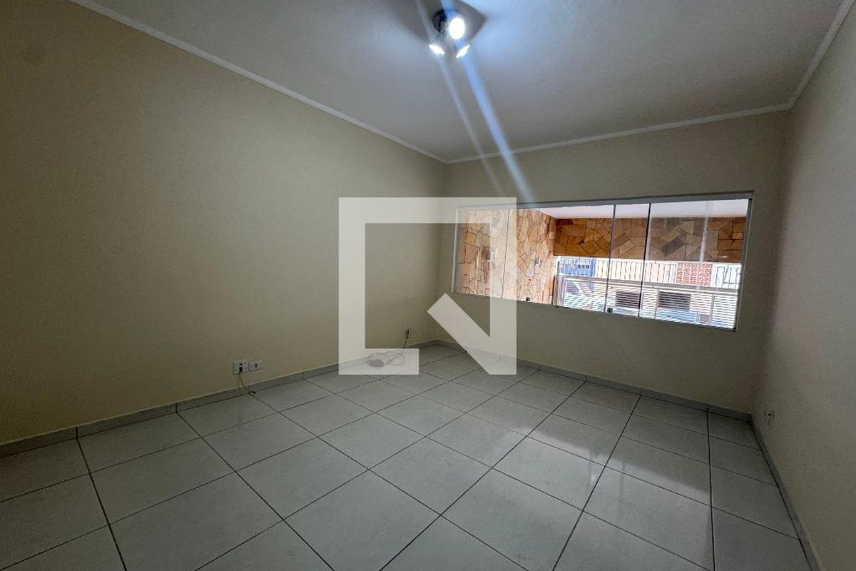 Casa, 3 quartos, 214 m² - Foto 46