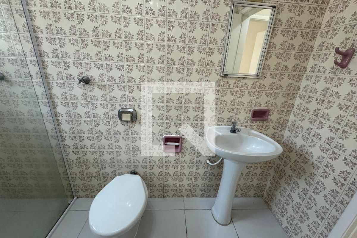Casa, 3 quartos, 214 m² - Foto 4