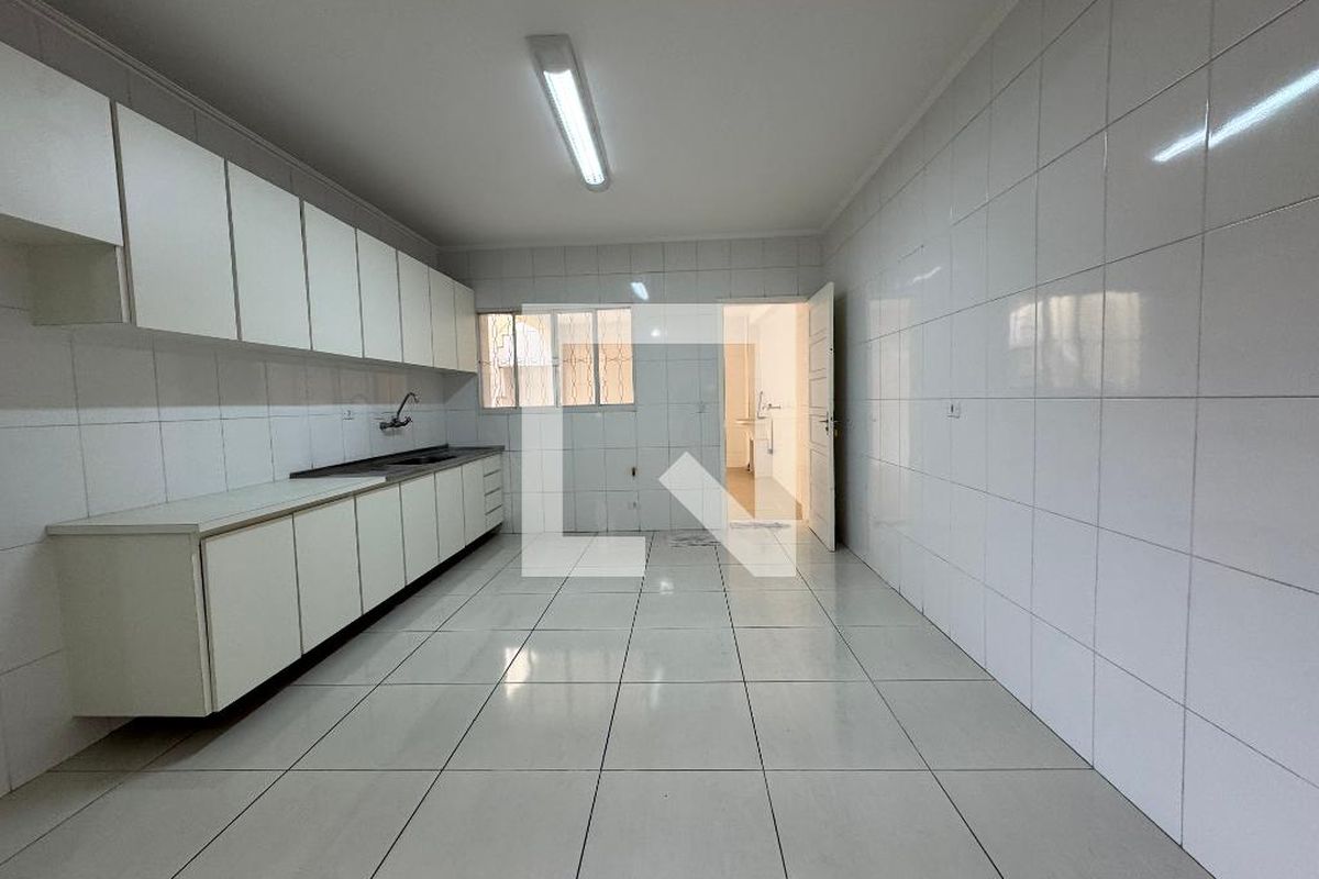 Casa, 3 quartos, 214 m² - Foto 33