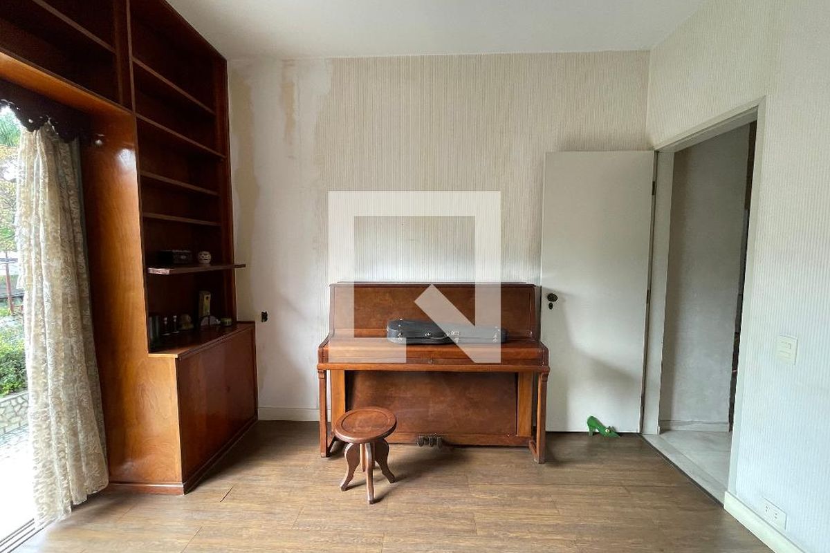 Casa, 4 quartos, 390 m² - Foto 33