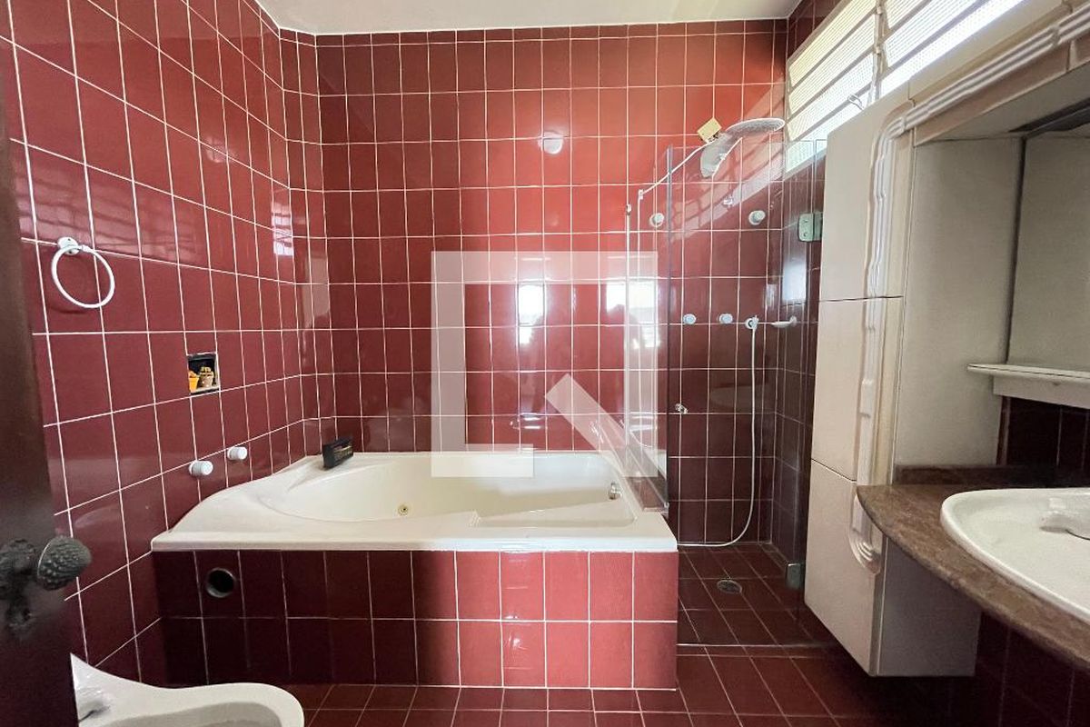Casa, 4 quartos, 390 m² - Foto 42