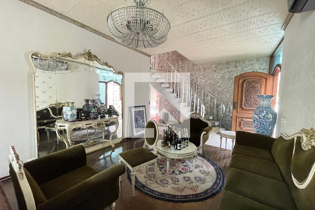 Casa, 4 quartos, 390 m² - Foto 1