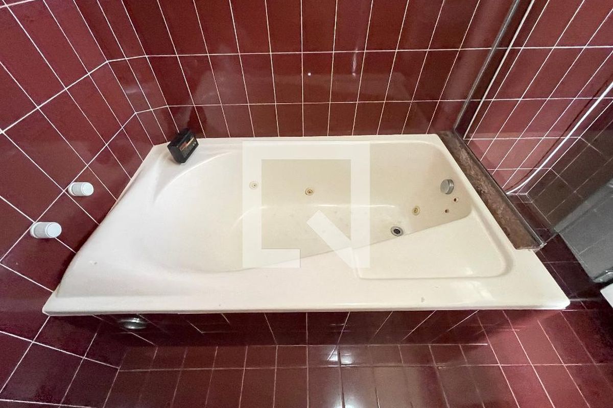 Casa, 4 quartos, 390 m² - Foto 47