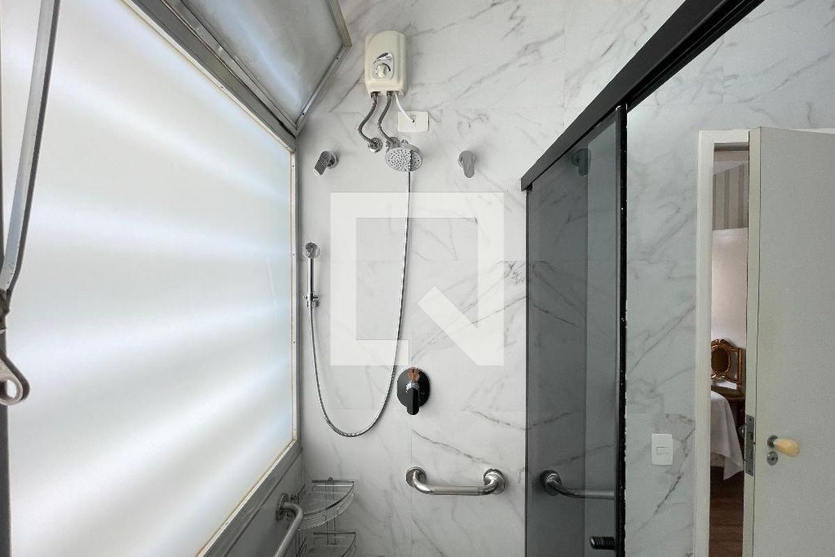 Casa, 4 quartos, 390 m² - Foto 57