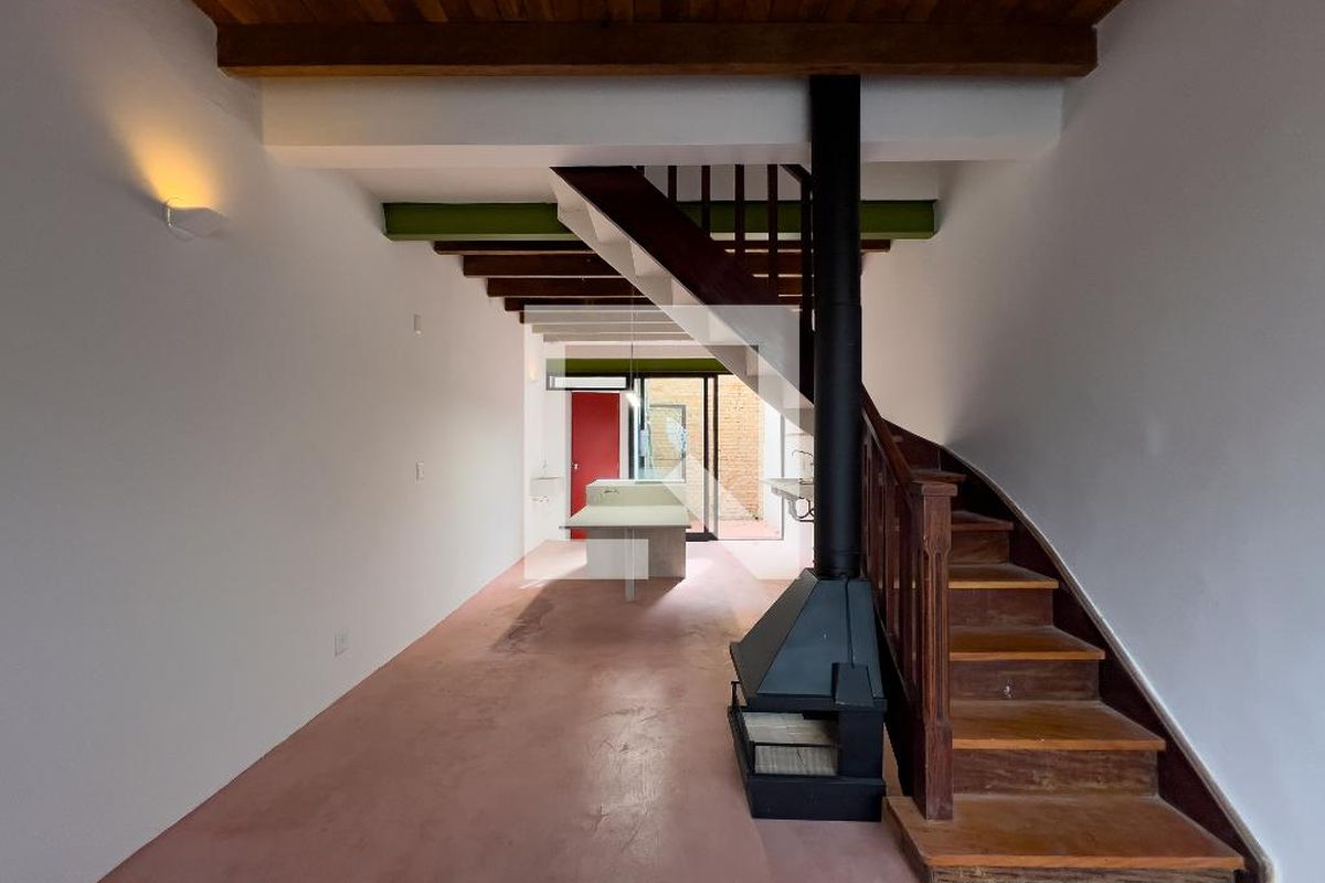 Casa, 2 quartos, 68 m² - Foto 1
