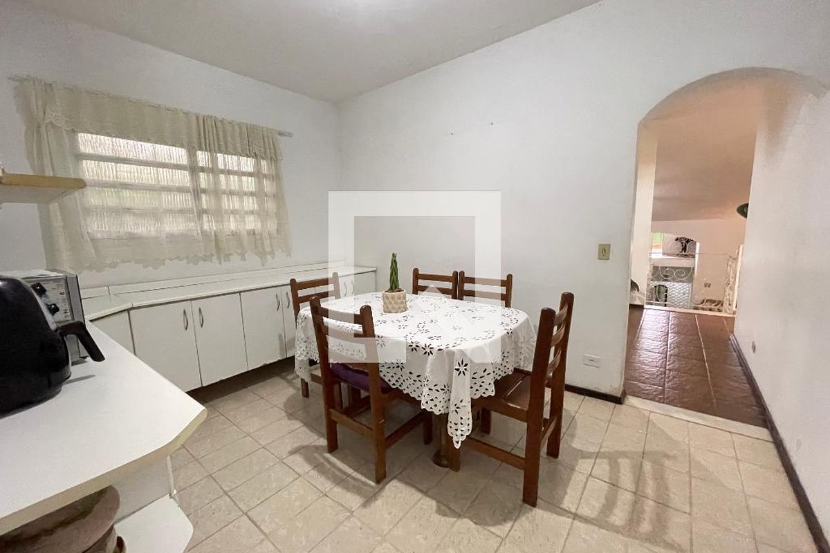 Casa, 3 quartos, 917 m² - Foto 24