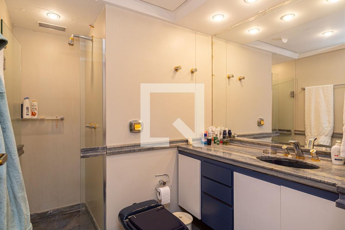 Apartamento, 3 quartos, 220 m² - Foto 42