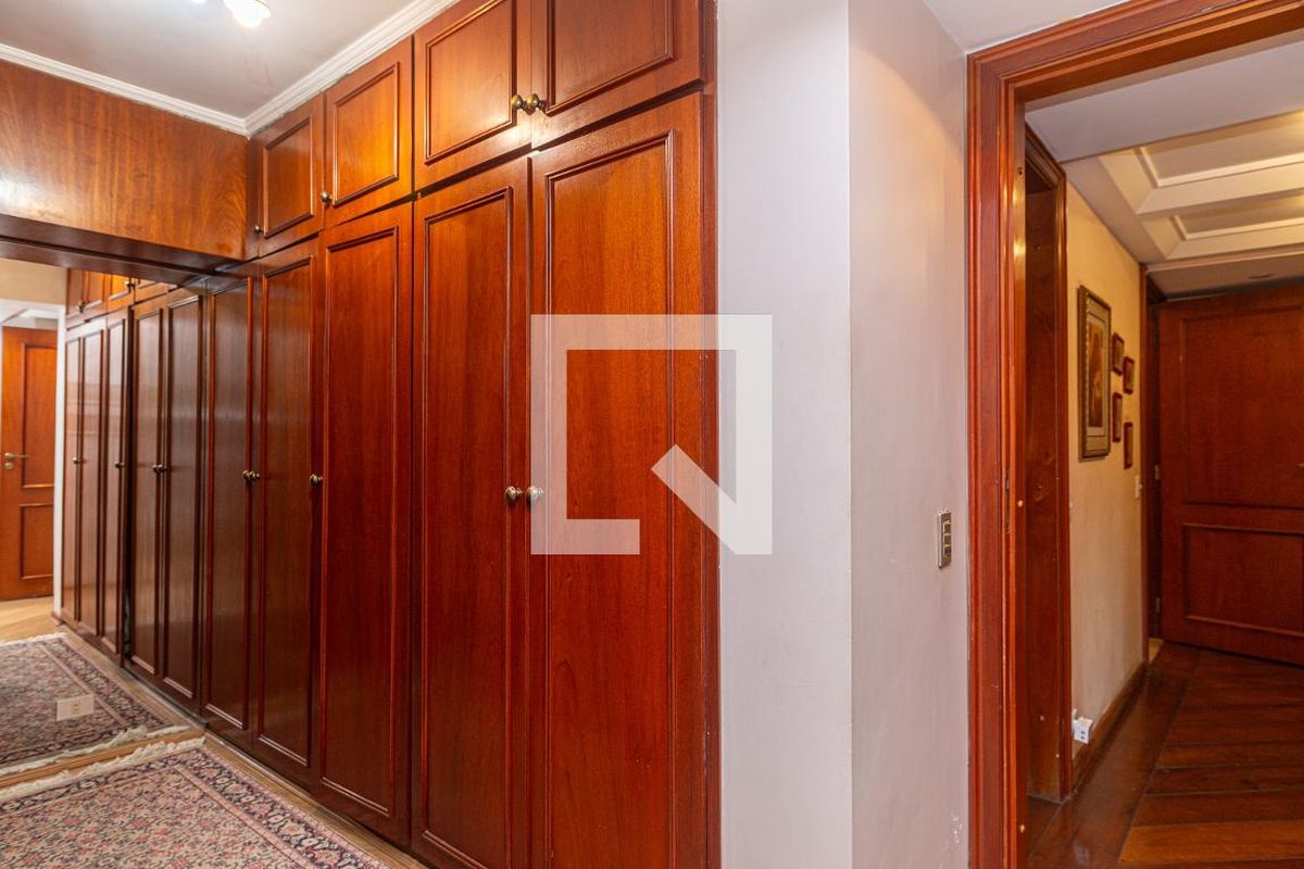 Apartamento, 3 quartos, 220 m² - Foto 21