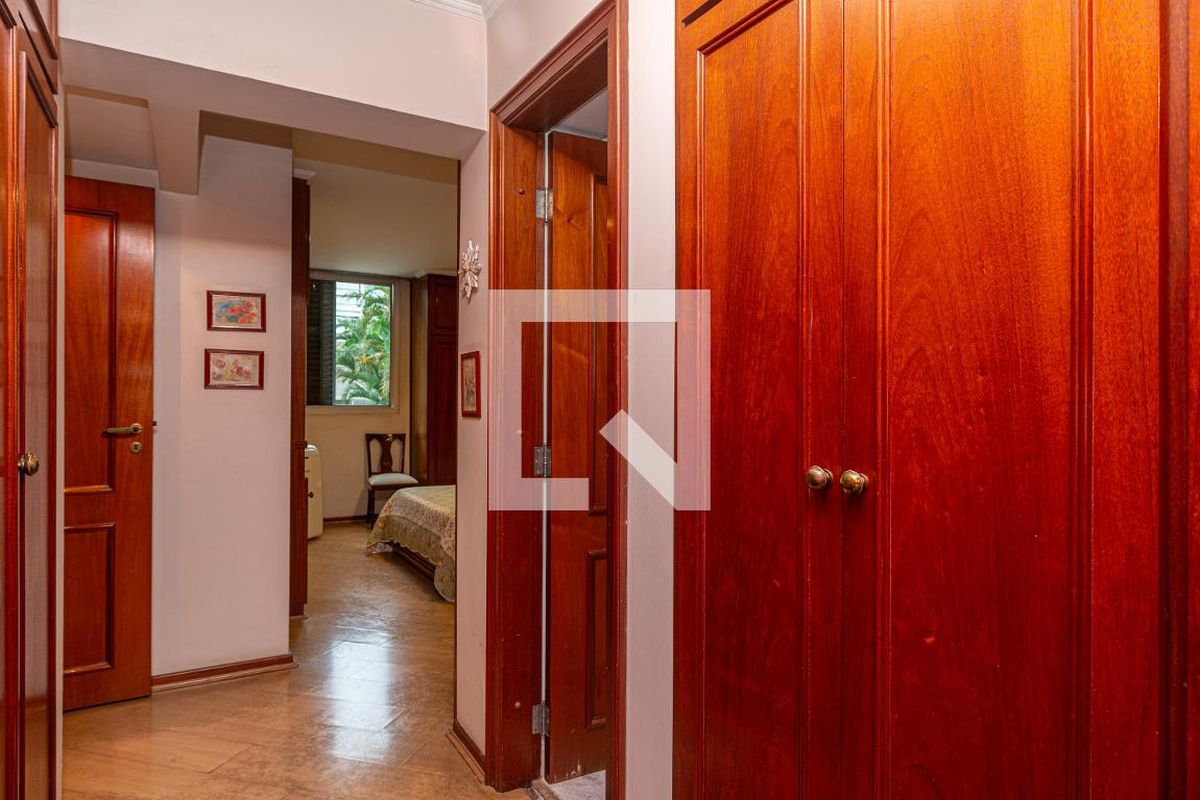 Apartamento, 3 quartos, 220 m² - Foto 24