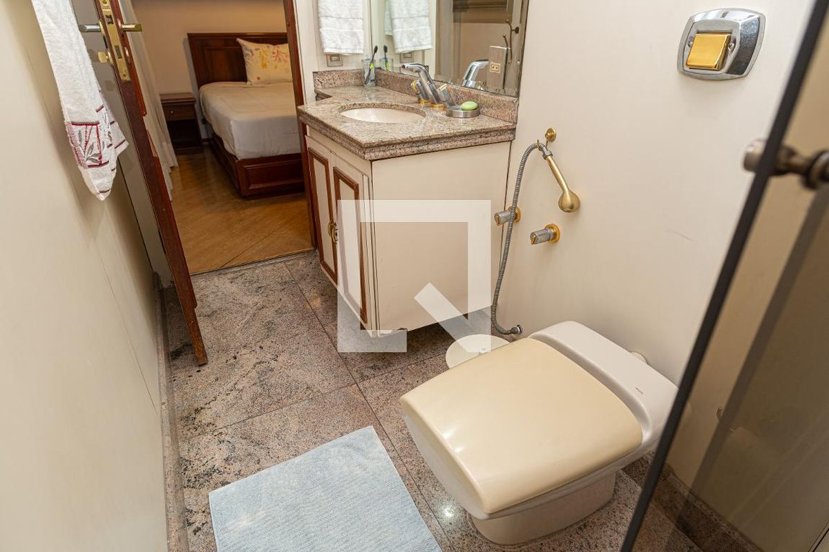 Apartamento, 3 quartos, 220 m² - Foto 37