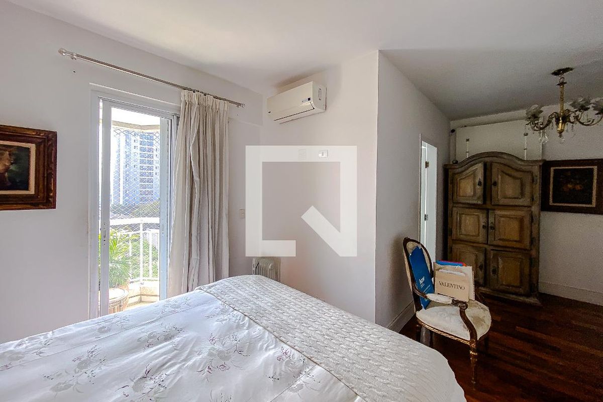 Apartamento, 3 quartos, 180 m² - Foto 26