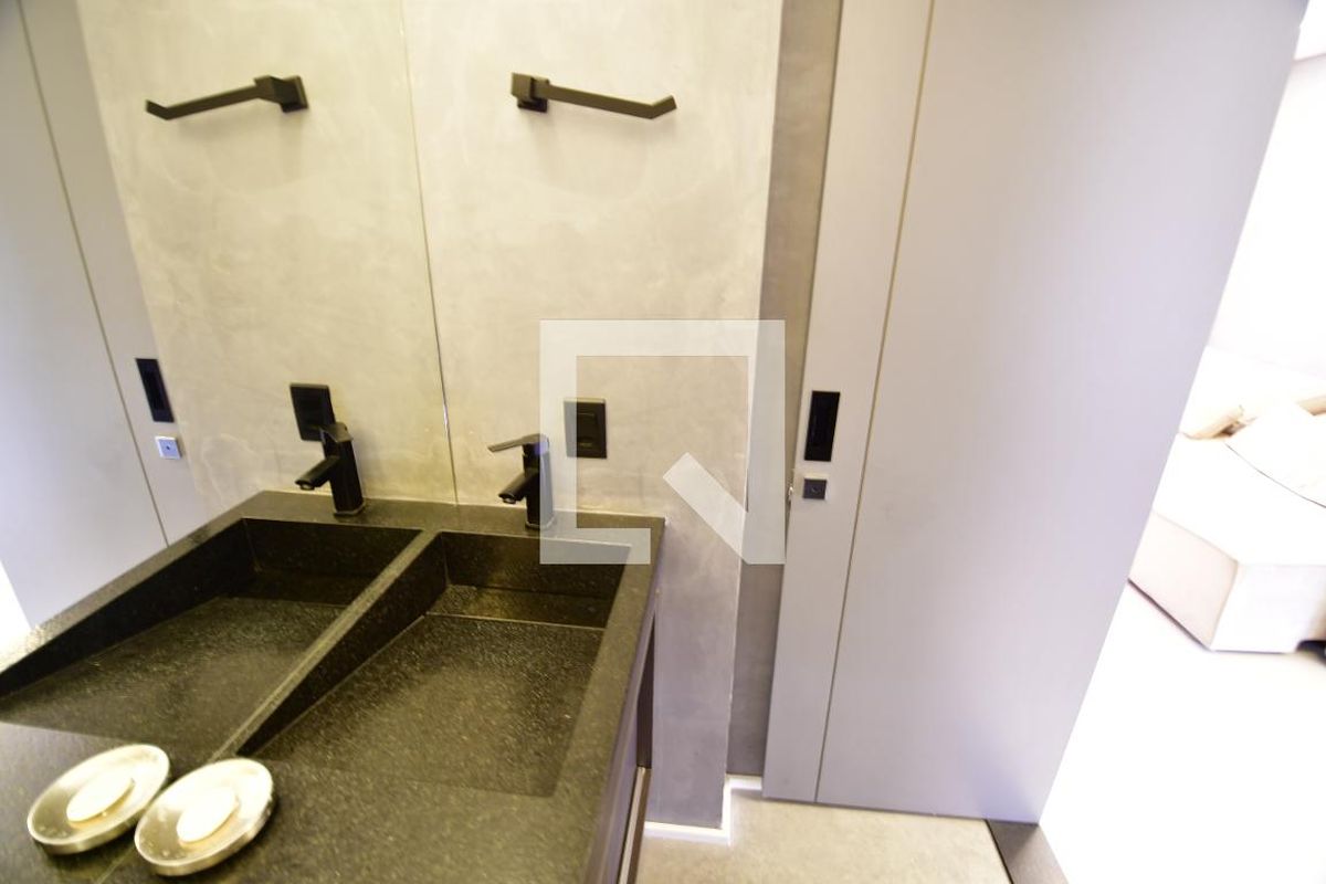 Apartamento à Venda - Cambuí, 1 Quarto,  51 m2 em , Campinas - sp | SoloBR