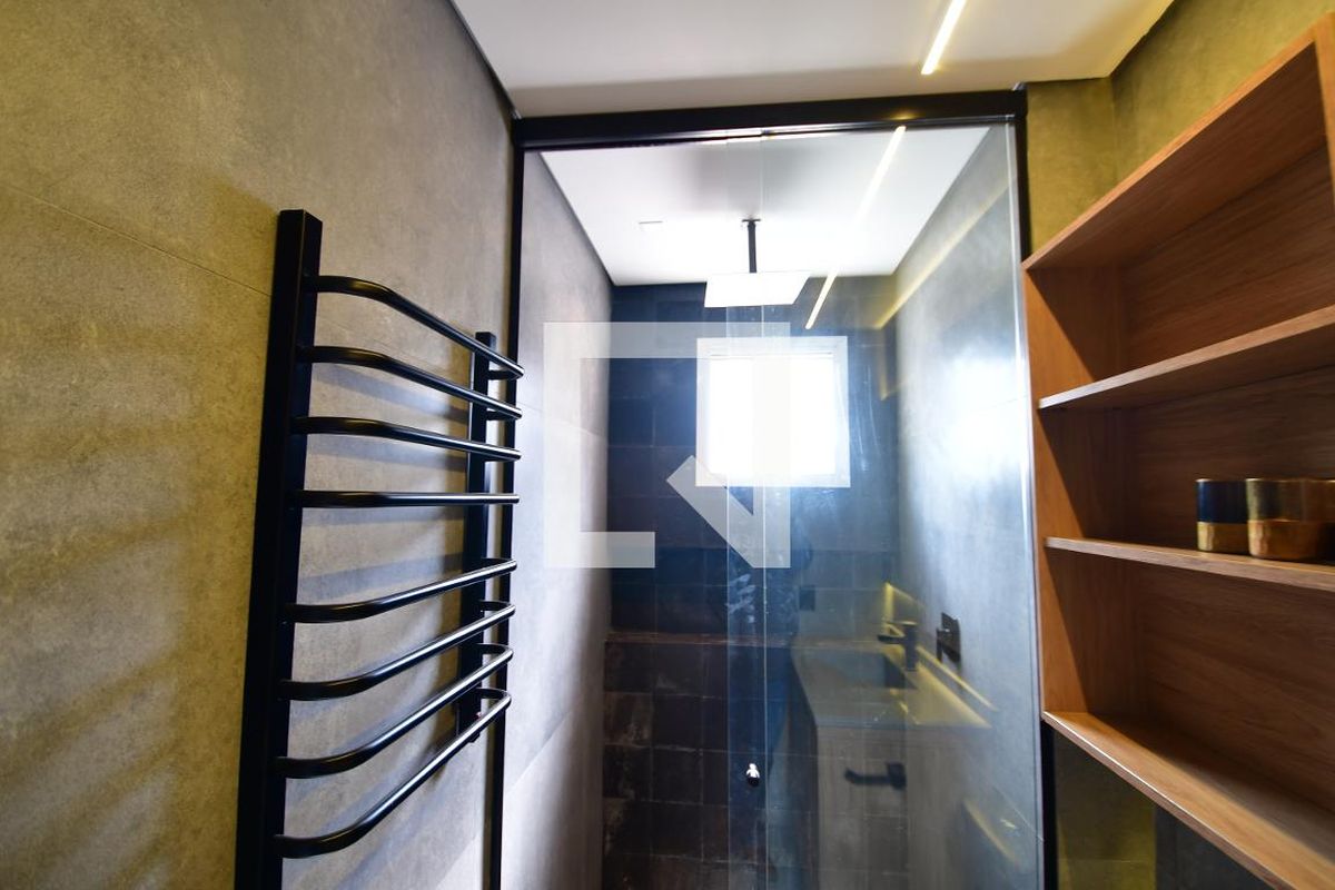 Apartamento à Venda - Cambuí, 1 Quarto,  51 m2 em , Campinas - sp | SoloBR
