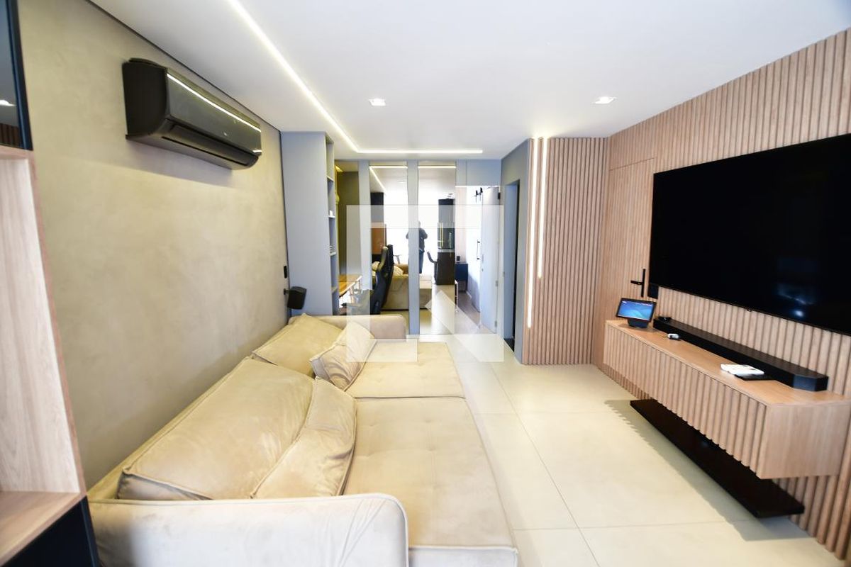 Apartamento à Venda - Cambuí, 1 Quarto,  51 m2 em , Campinas - sp | SoloBR