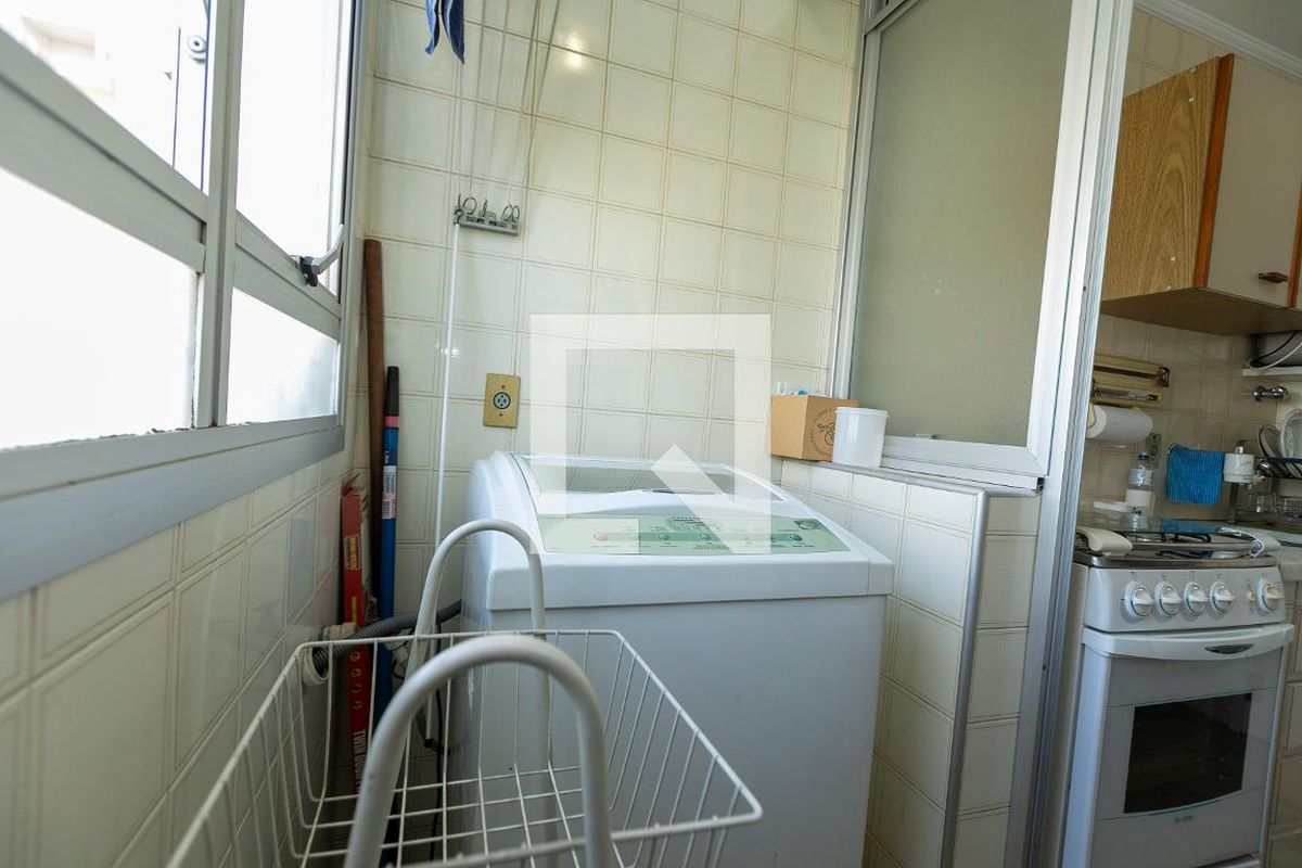 Apartamento à Venda - Cambuí, 1 Quarto,  54 m2 em , Campinas - sp | SoloBR