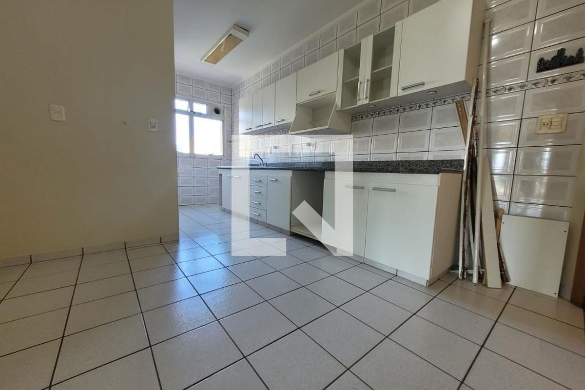 Apartamento à Venda - Mansões Santo Antônio, 4 Quartos,  132 m2 em , Campinas - sp | SoloBR