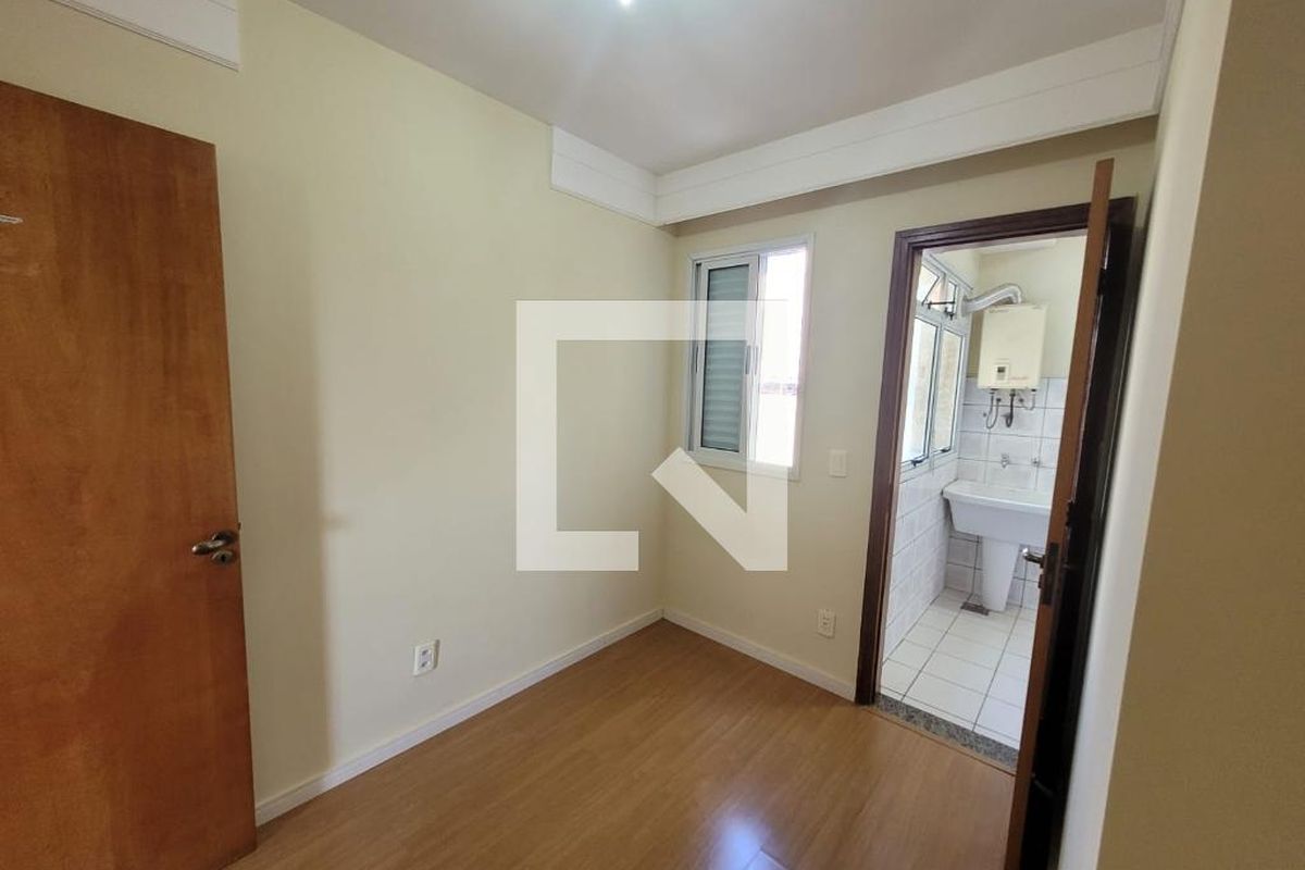 Apartamento à Venda - Mansões Santo Antônio, 4 Quartos,  132 m2 em , Campinas - sp | SoloBR