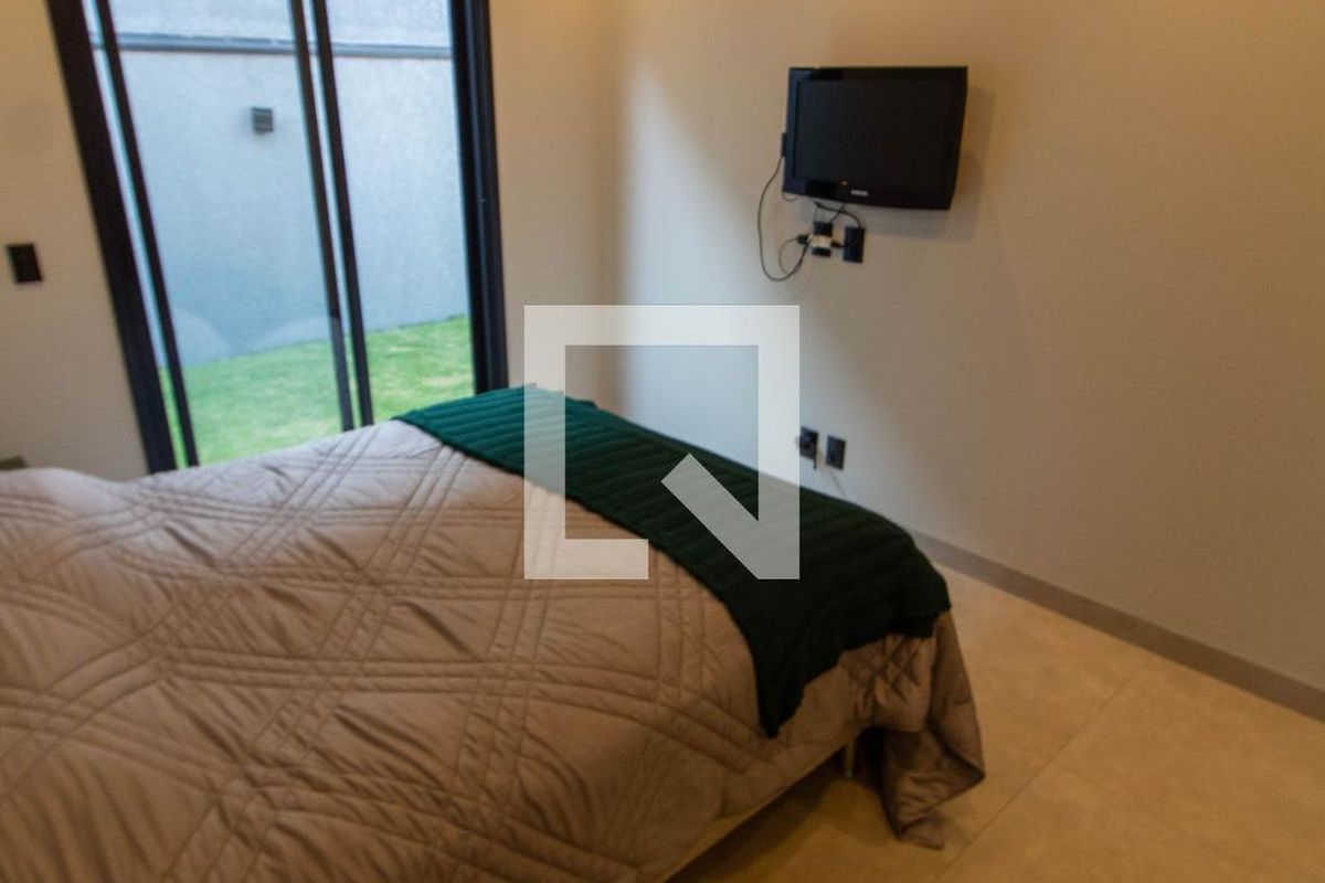 Casa à Venda - Lot. Alphaville Campinas, 3 Quartos,  214 m2 em , Campinas - sp | SoloBR