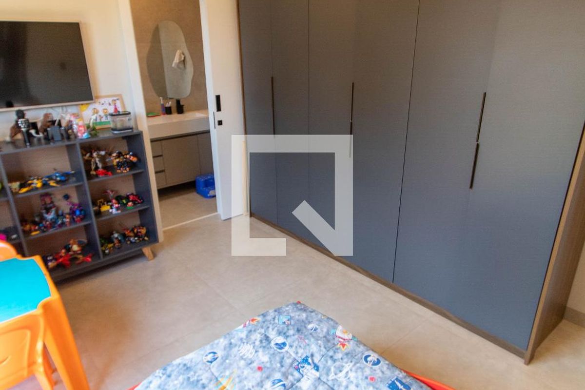 Casa à Venda - Lot. Alphaville Campinas, 3 Quartos,  214 m2 em , Campinas - sp | SoloBR