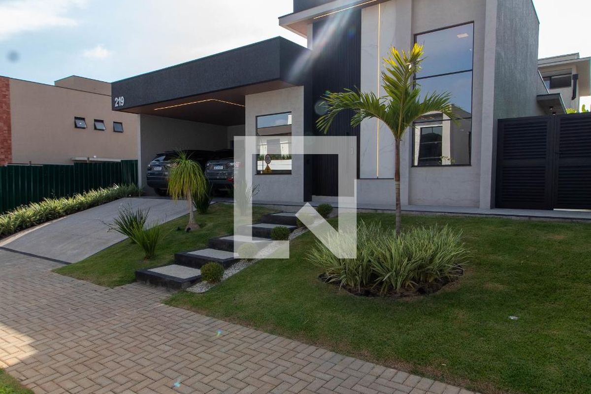 Casa à Venda - Lot. Alphaville Campinas, 3 Quartos,  214 m2 em , Campinas - sp | SoloBR