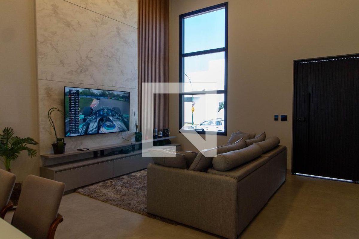Casa à Venda - Lot. Alphaville Campinas, 3 Quartos,  214 m2 em , Campinas - sp | SoloBR