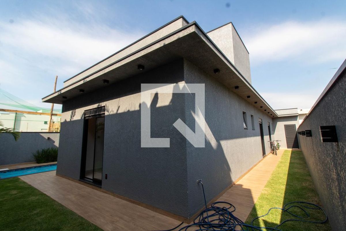 Casa à Venda - Lot. Alphaville Campinas, 3 Quartos,  214 m2 em , Campinas - sp | SoloBR
