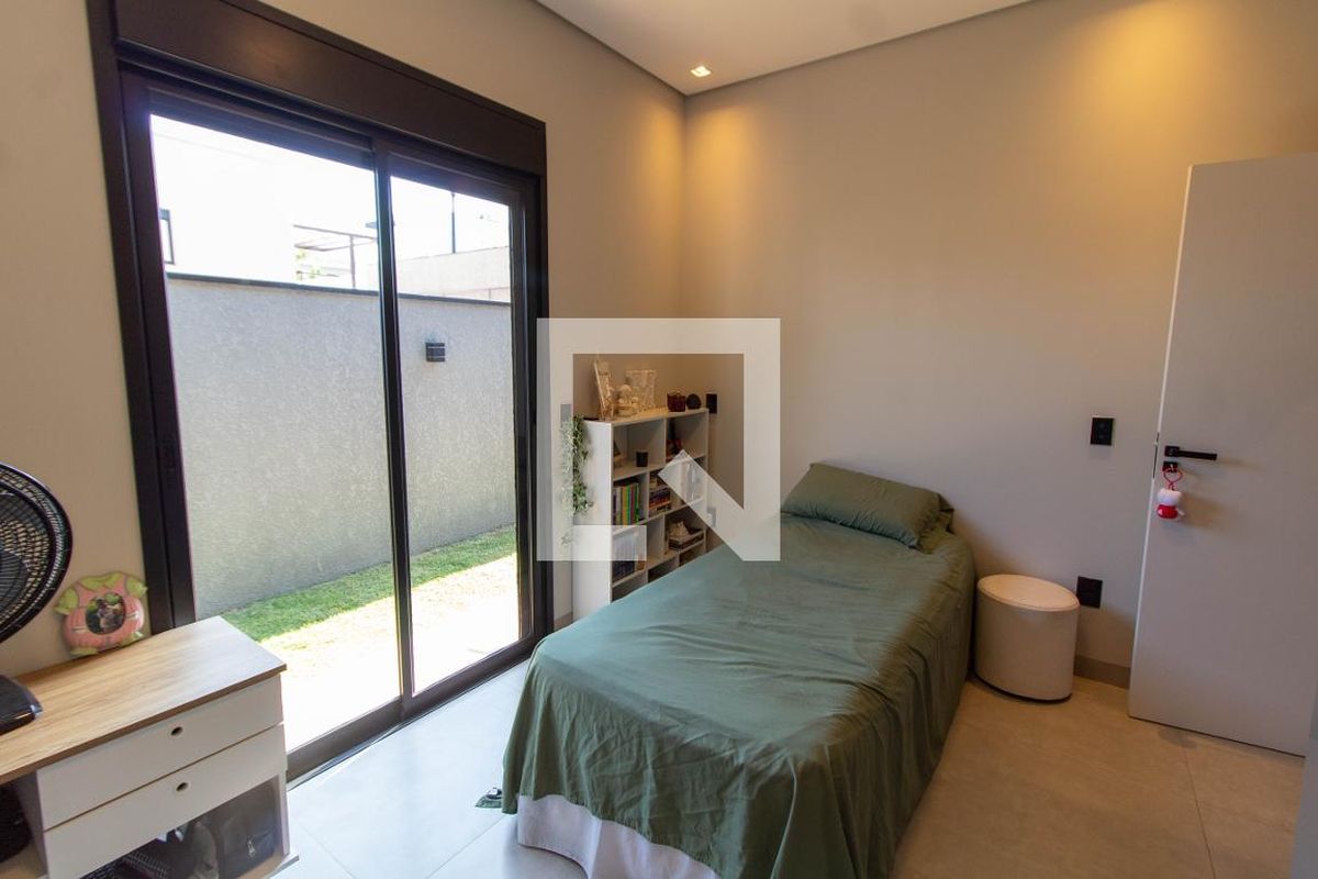 Casa à Venda - Lot. Alphaville Campinas, 3 Quartos,  214 m2 em , Campinas - sp | SoloBR