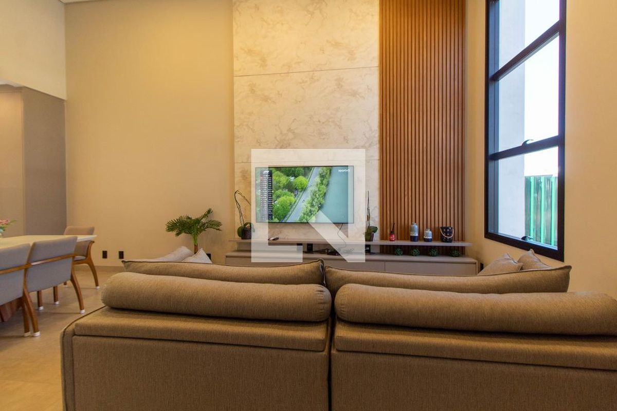 Casa à Venda - Lot. Alphaville Campinas, 3 Quartos,  214 m2 em , Campinas - sp | SoloBR