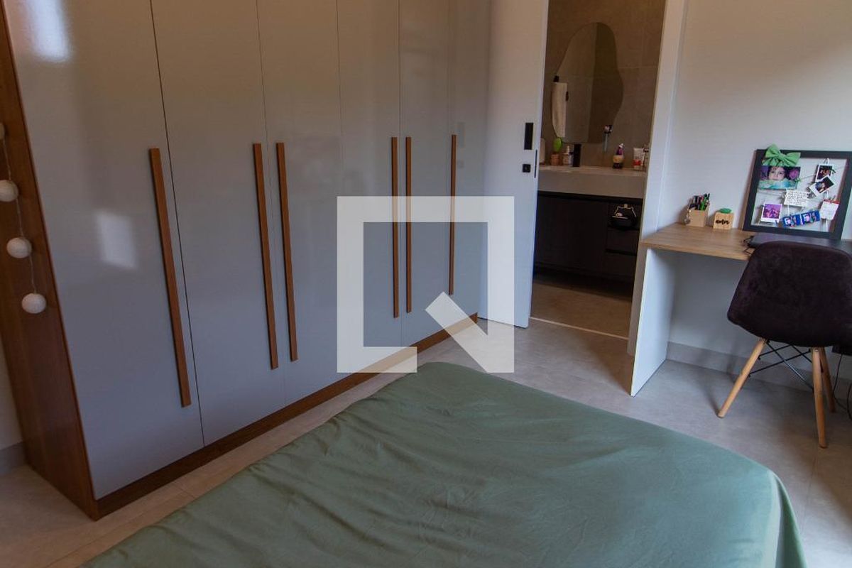 Casa à Venda - Lot. Alphaville Campinas, 3 Quartos,  214 m2 em , Campinas - sp | SoloBR