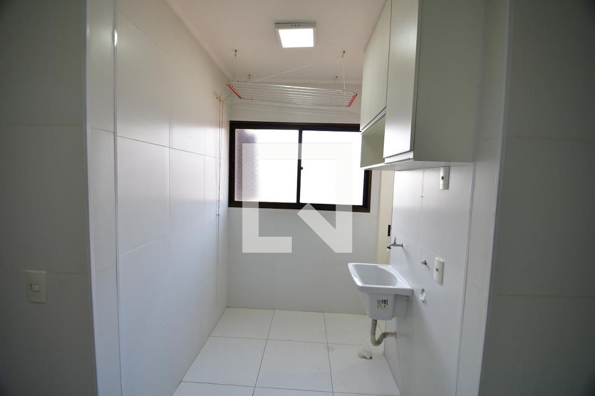 Apartamento à Venda - Cambuí, 2 Quartos,  81 m2 em , Campinas - sp | SoloBR