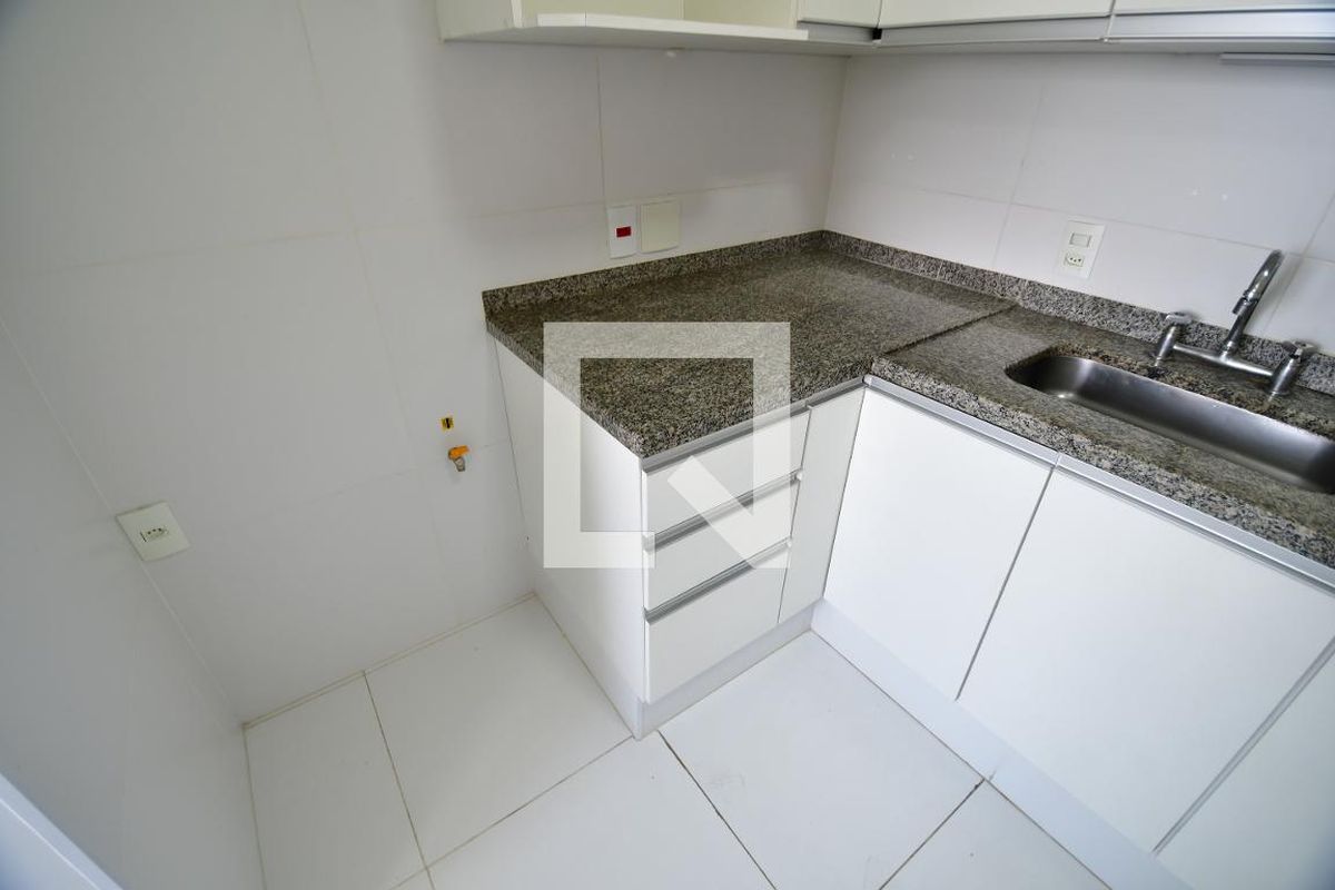 Apartamento à Venda - Cambuí, 2 Quartos,  81 m2 em , Campinas - sp | SoloBR
