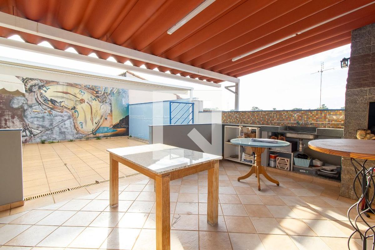 Casa à Venda - Jardim Chapadão, 7 Quartos,  335 m2 em , Campinas - sp | SoloBR