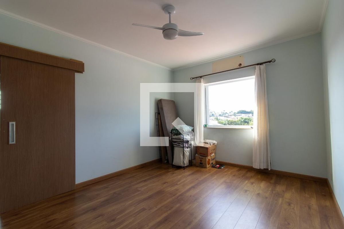 Casa à Venda - Jardim Chapadão, 7 Quartos,  335 m2 em , Campinas - sp | SoloBR
