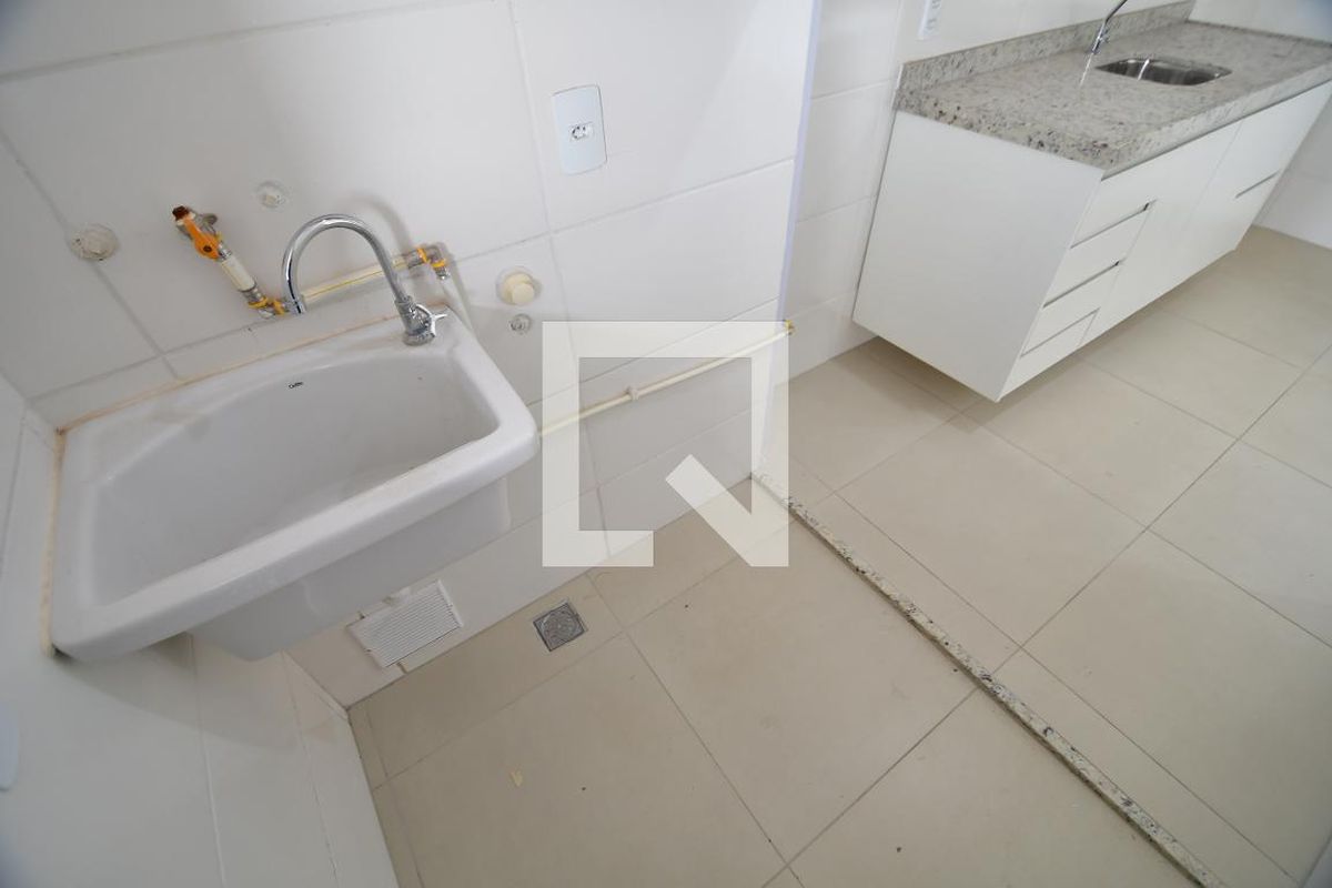 Apartamento à Venda - Mansões Santo Antônio, 2 Quartos,  60 m2 em , Campinas - sp | SoloBR