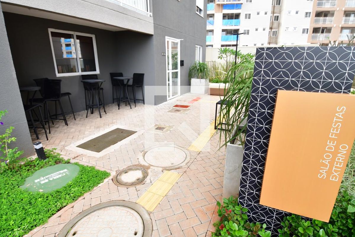 Apartamento à Venda - Mansões Santo Antônio, 2 Quartos,  60 m2 em , Campinas - sp | SoloBR