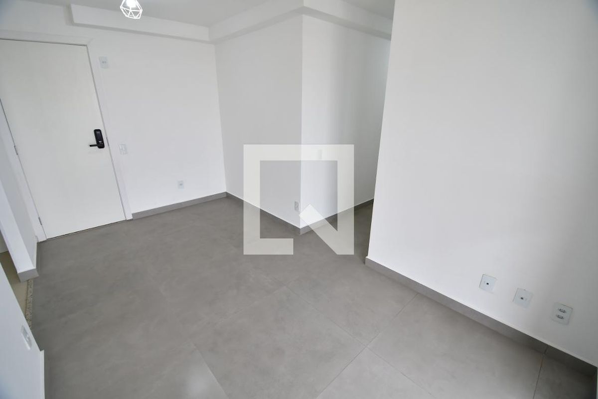 Apartamento à Venda - Mansões Santo Antônio, 2 Quartos,  60 m2 em , Campinas - sp | SoloBR